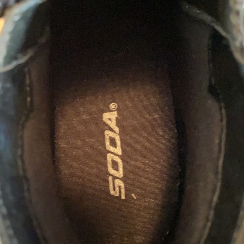 Shoes - Picture 3 of 5